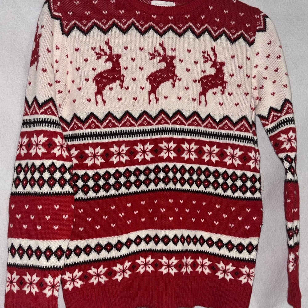 Boys Red and White Reindeer Christmas Pattern Sweater- charter club size L